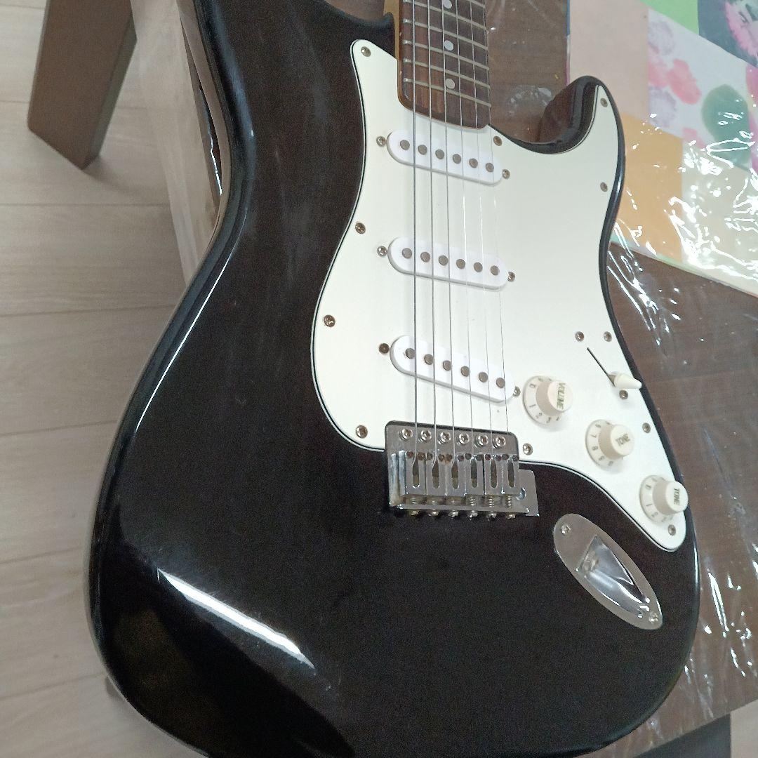 Squier Strat エレキギター ブラック