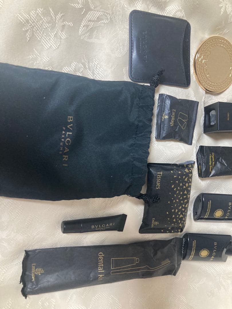 BVLGARI エミレーツ航空　ファーストクラス　ビジネスクラス　セット