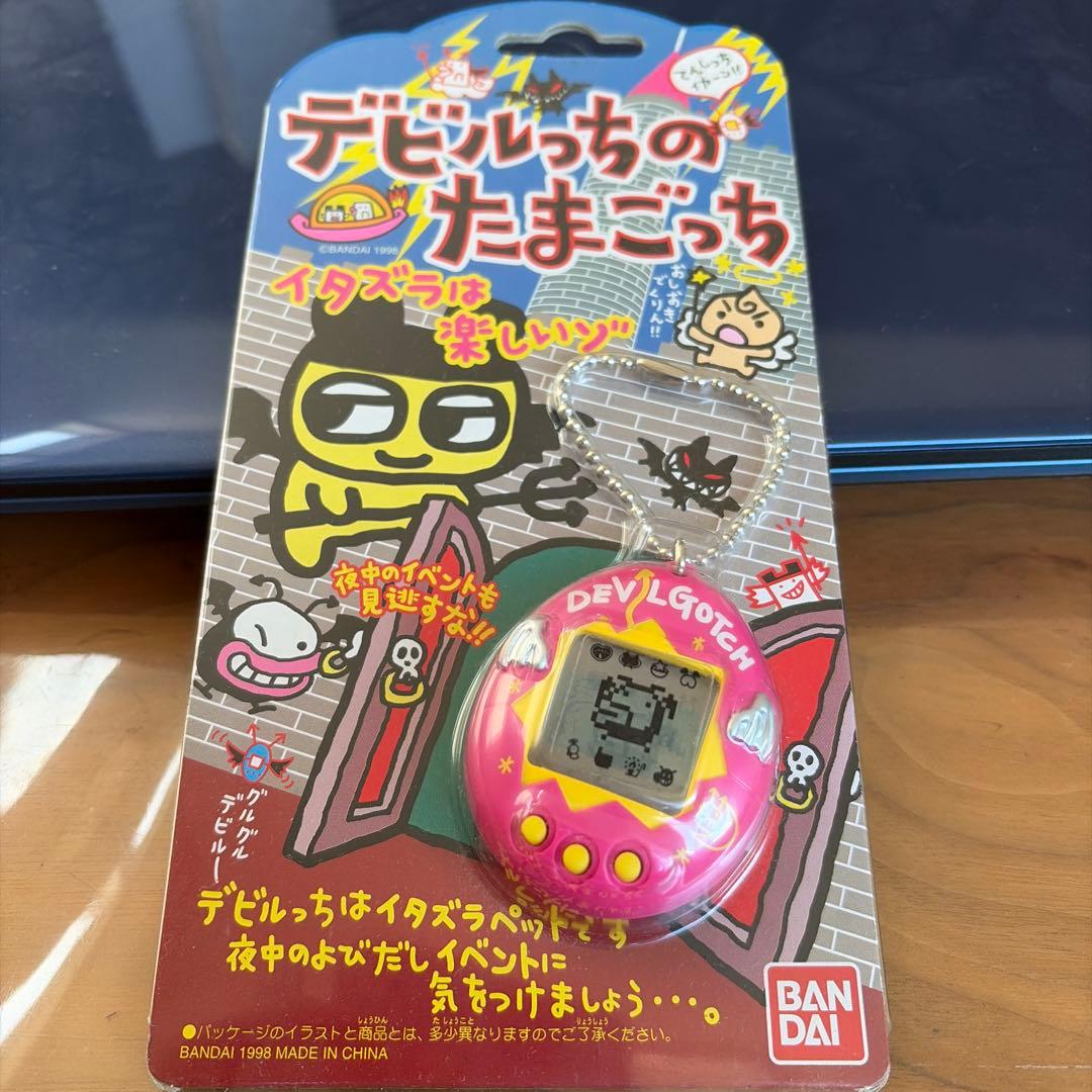 BANDAI デビルっちのたまごっち ピンク