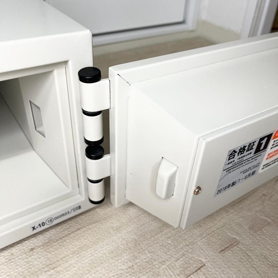 【美品】日本アイエスケイ 耐火金庫 CPX-A4 A4ファイル収納　アイボリー