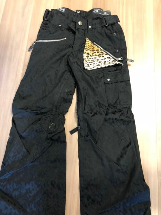 スノボウェア