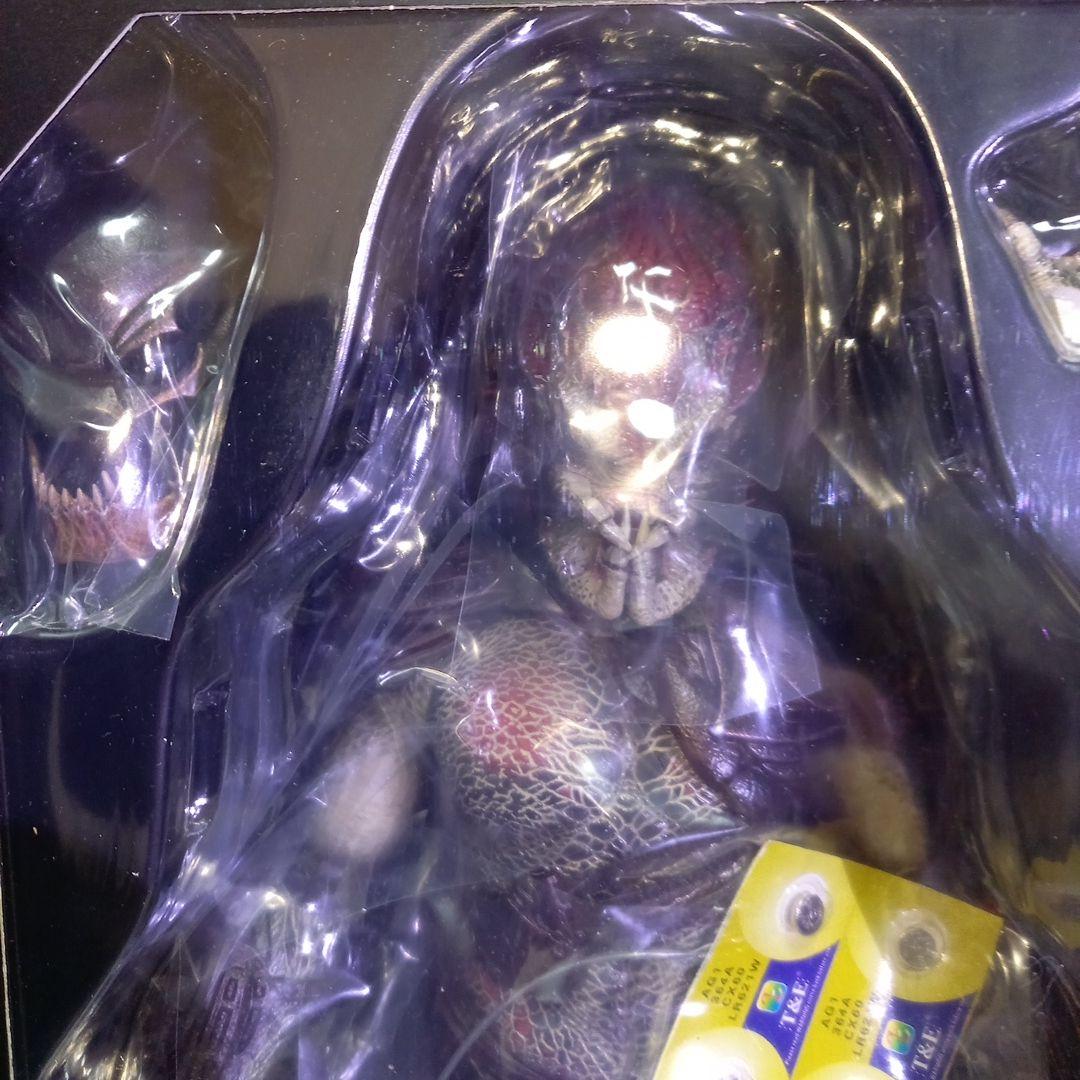 プレデター バーサーク 1/6フィギュア PREDATORS berserker