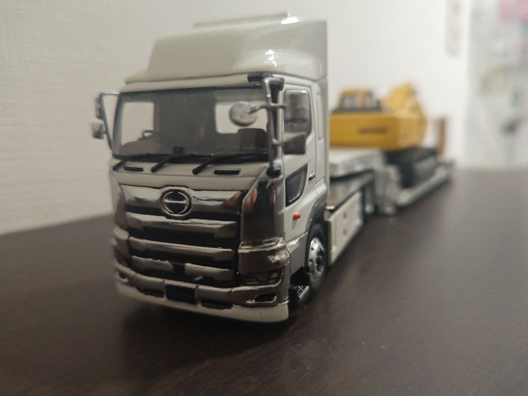1/43 日野プロフィア セミトレーラー 重機運搬車 ミニカー