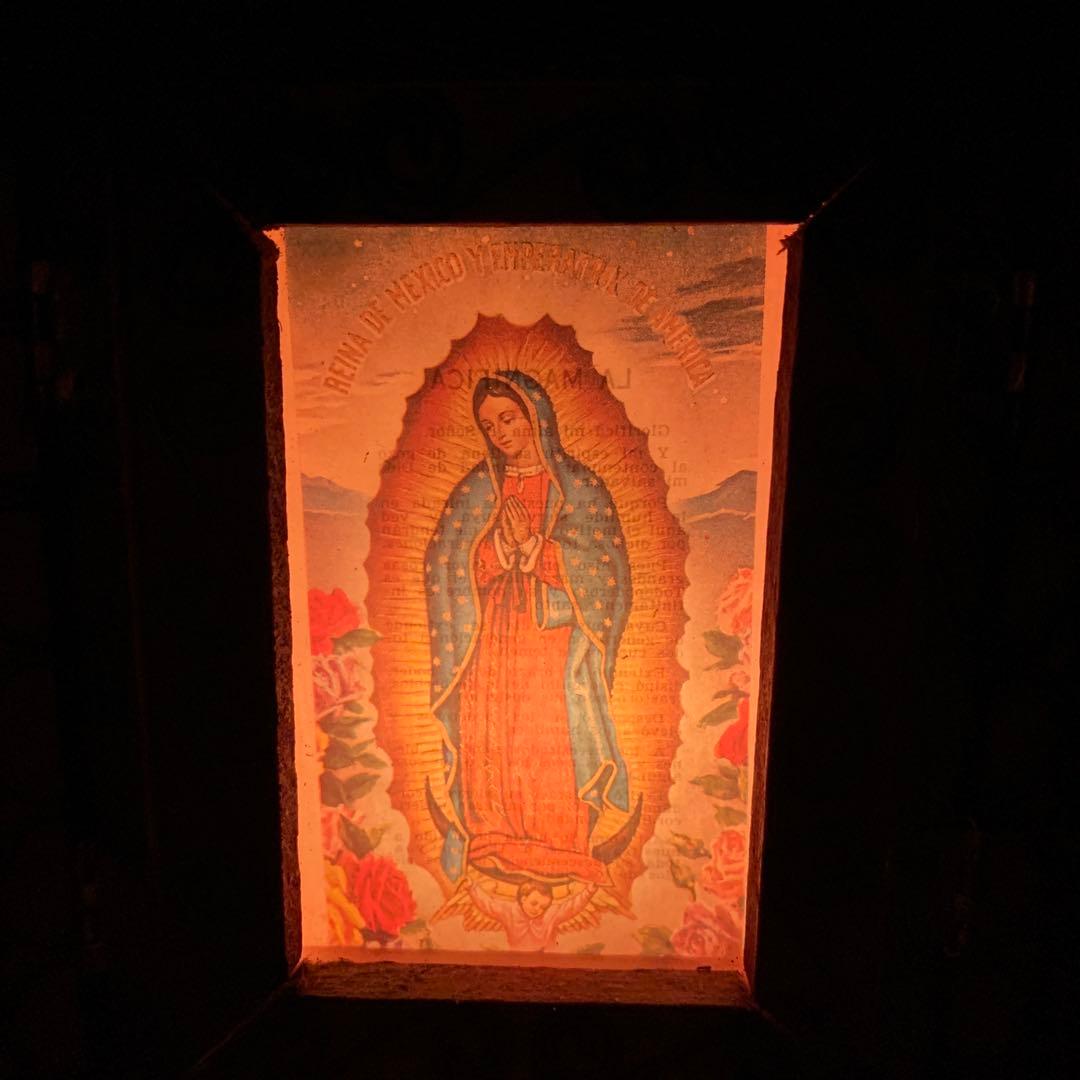 聖母マリアの彫刻入り木製箱　祭壇　キリスト　ローライダー　チカーノ　インパラ