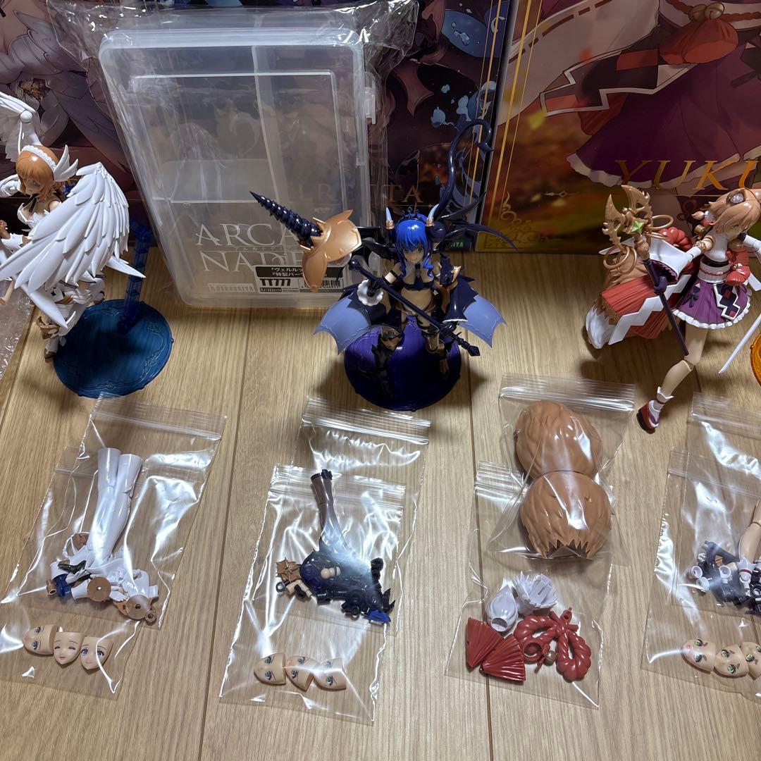 アルカナディア(ルミティア、ヴェルルッタ、ユクモ)特典付 組み立て済み ジャンク