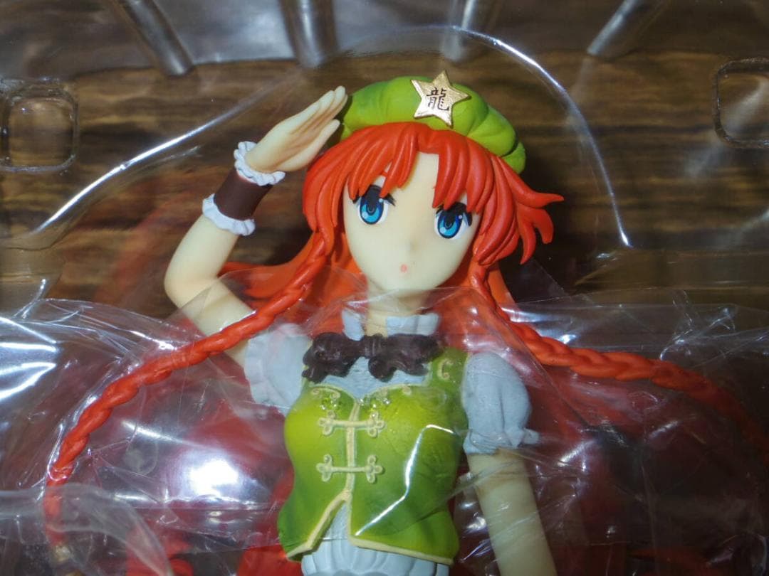 紅美鈴 色鮮やかに虹色な門番「東方Project」1/8 スケールフィギュア