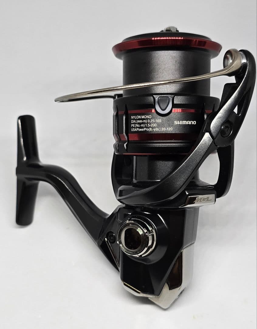 SHIMANO 20ヴァンフォード4000MHGスピニングリール黒/赤