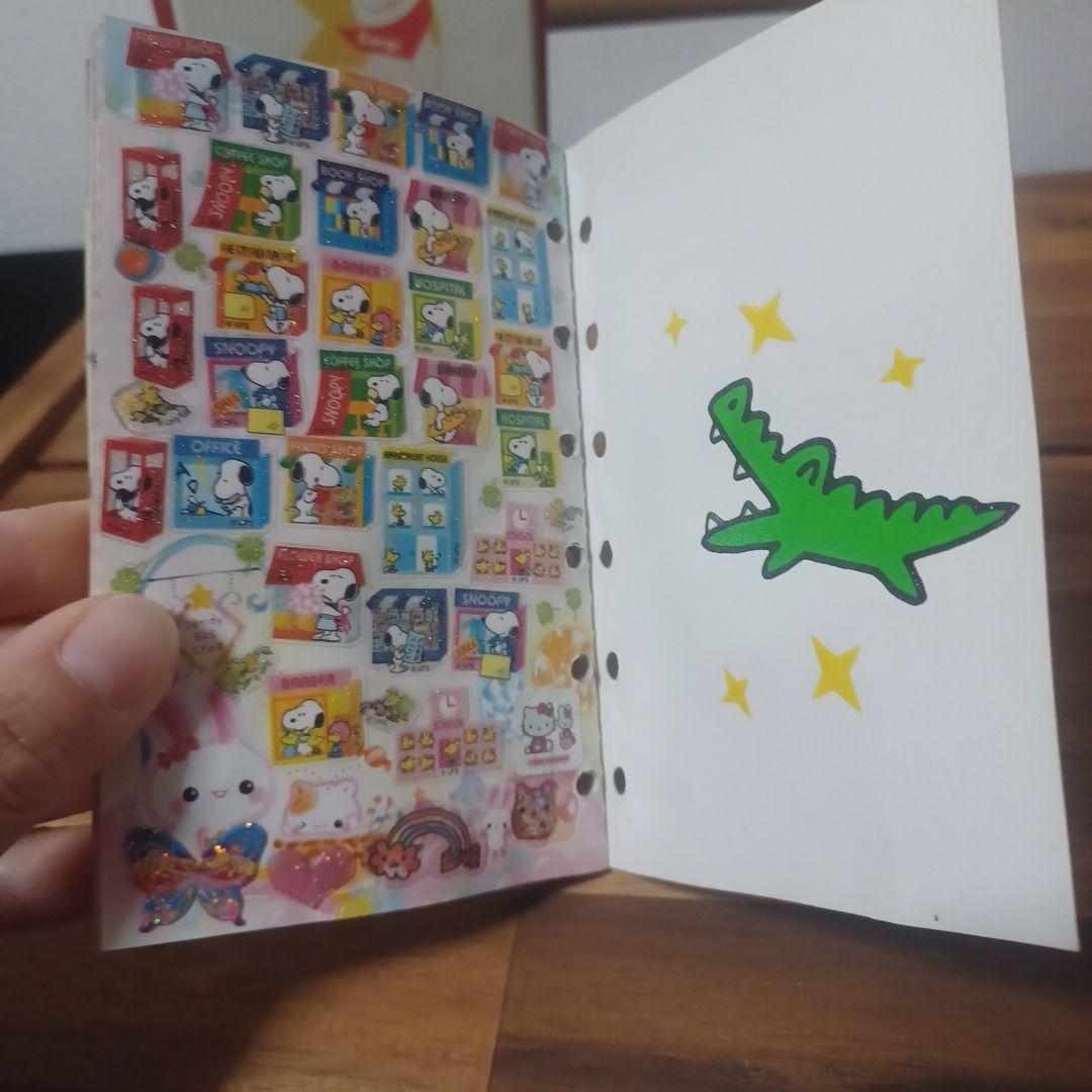 Petit Cure シールブック　完成品