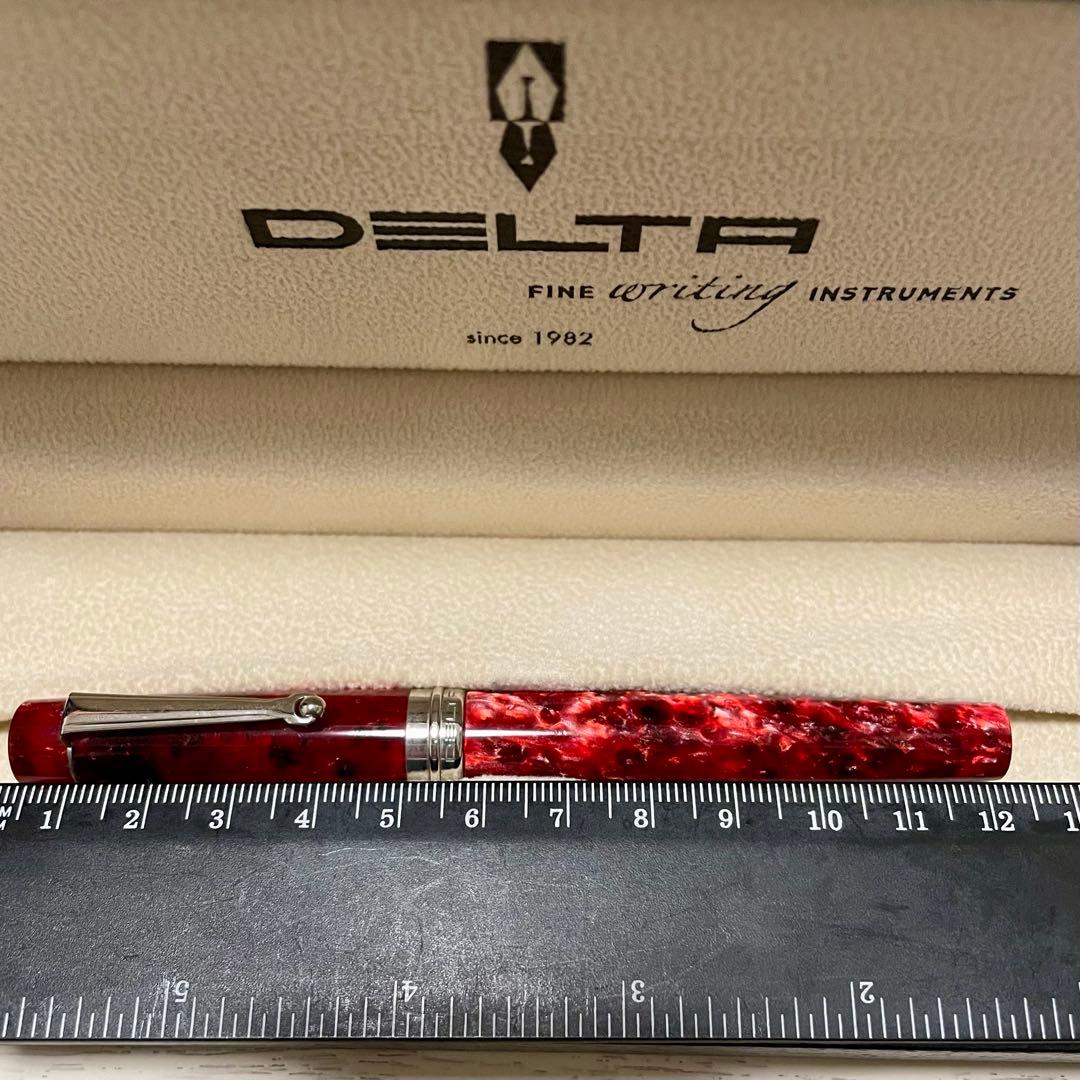 美品 DELTA デルタ 万年筆 ビンテージコレクション レッド　字幅 F
