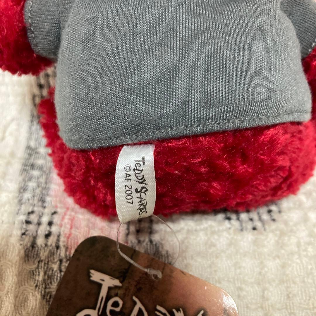 テディスケアズ Teddy Scares ぬいぐるみ　赤くま　中古品