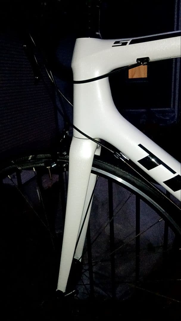 ☆超美品☆トレック　エモンダs5　105　EMONDA　s5　ペダル無し