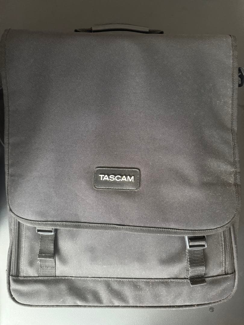 TASCAM PORTASTUDIO 414 マルチトラックレコーダー