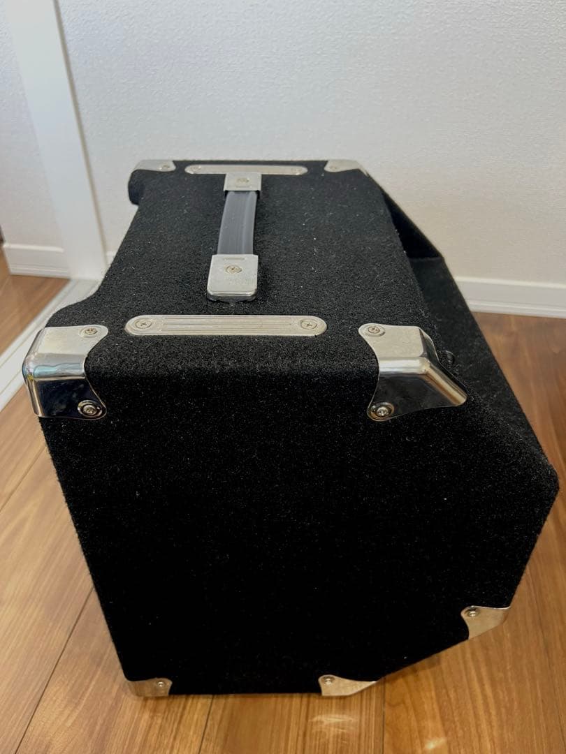 Hartke A25 ベース用アンプ
