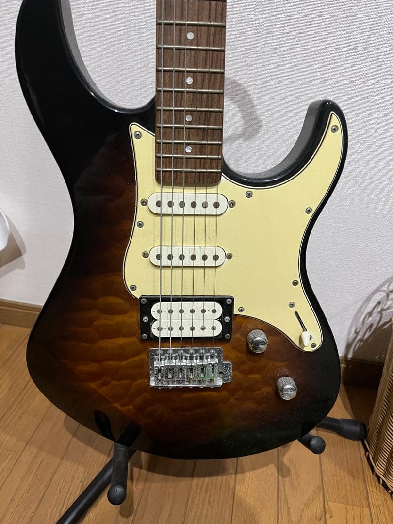 ヤマハ　エレキギター　Pacifica アンプ付き