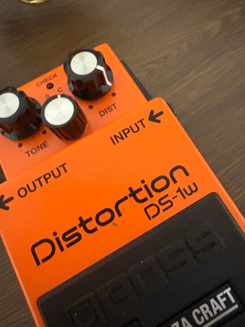 BOSS DS-1w ディストーションペダル