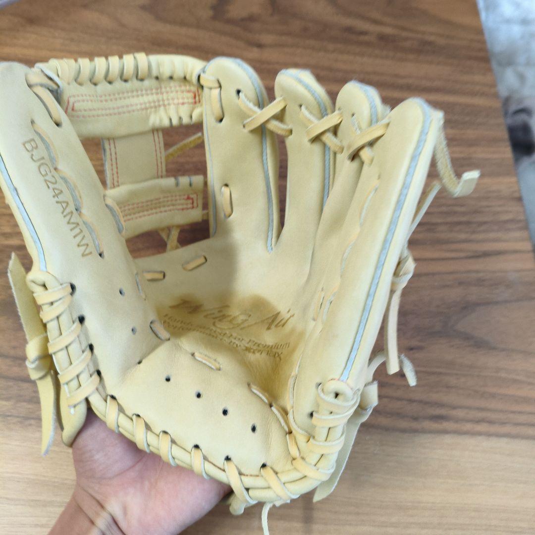 軟式野球用グローブ ベージュ片付け済み即戦力（2年〜6年生用)定価15000円