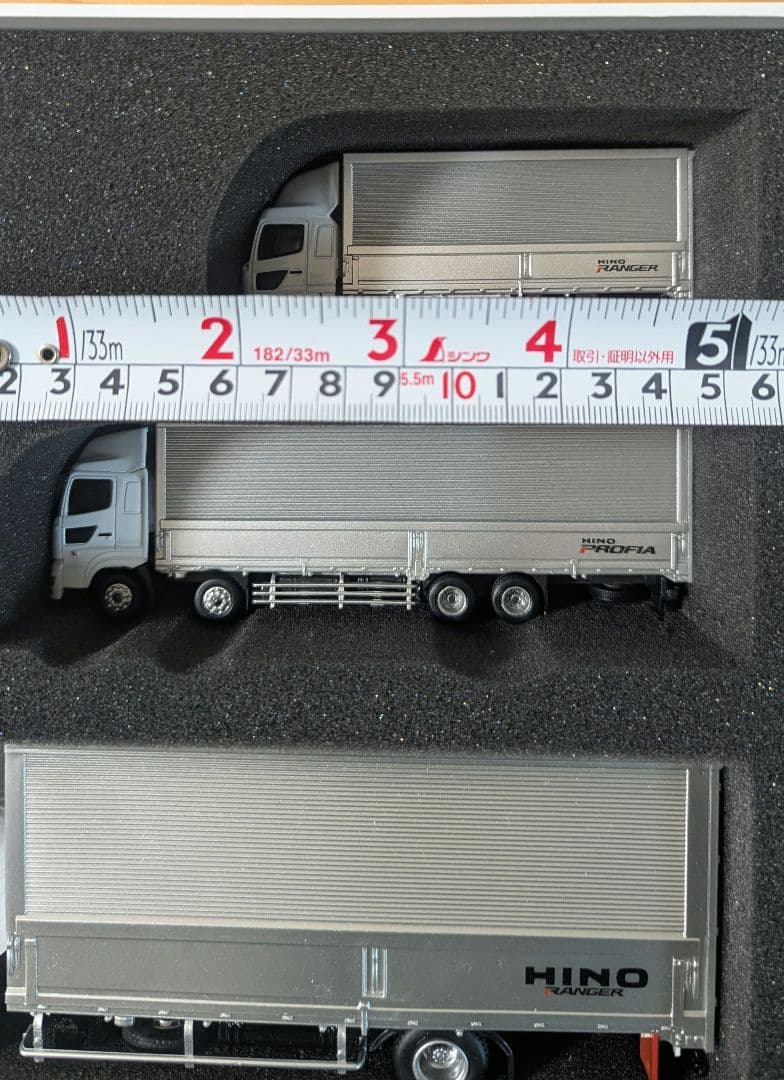 日野　トラック　プロフィア　 1/43レンジャー 　ミニカー