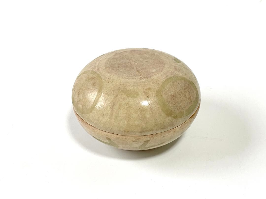 骨董　アンティーク　呉須赤絵　古赤絵　赤絵香合　香合　合子　蓋物　発掘品