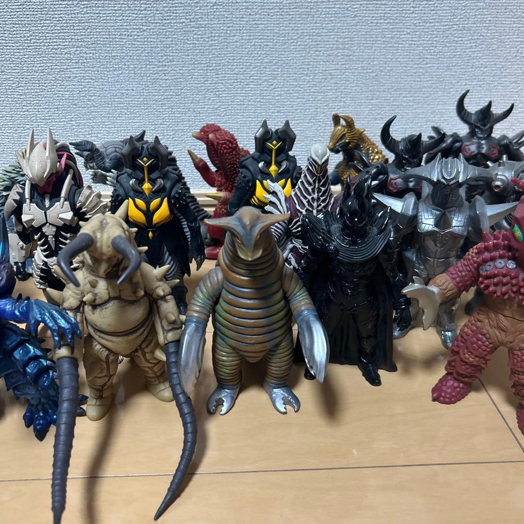 ウルトラマンメビウス怪獣ソフビ22体セット