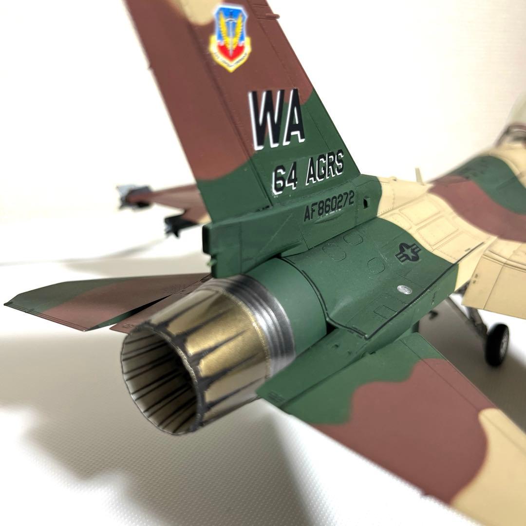 戦闘機プラモデル完成品1/48タミヤF-16アグレッサー