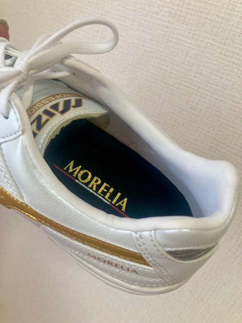 値下げ！限定 MIZUNO モレリアIN ホワイトゴールド 24.0cm
