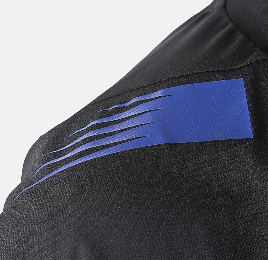 【未使用品】FC東京×ニューバランスブラックアウトショートスリーブTシャツ　Ｌ