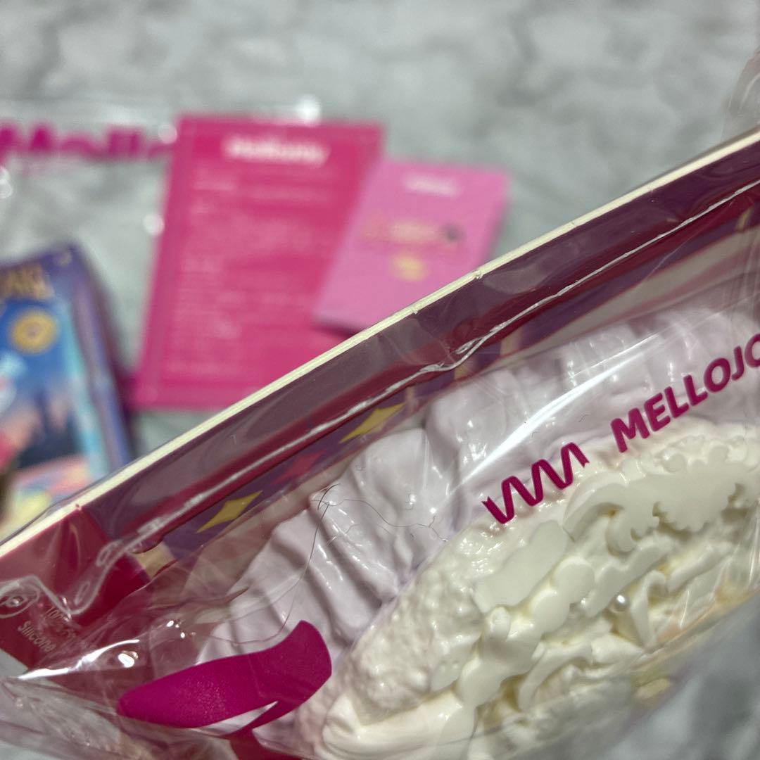 Mellojoy メロジョイ　カップケーキか？　シークレット スクイーズ