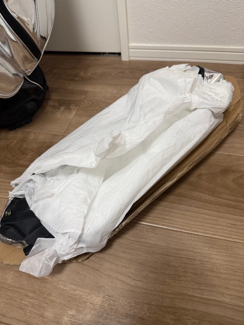 新品未使用品J.LINDEBERG シルバー キャディバッグ VESSELコラボ