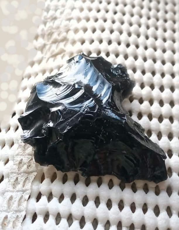 打製石器　アイヌ仕様 a 黒曜石 刃物　模写