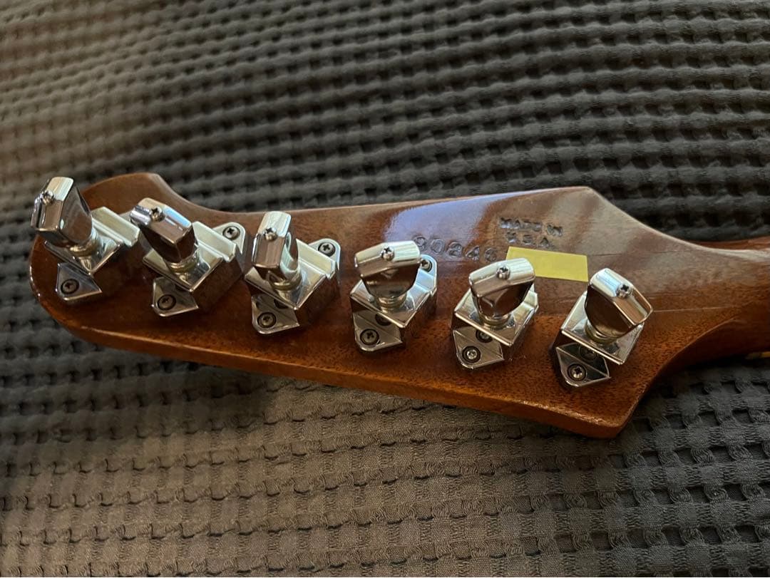 Gibson Firebird 96年製　リフレット済み