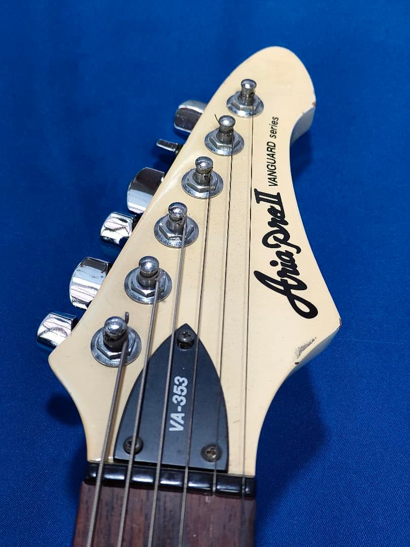 値下げ状態 良好Aria Pro II VA-353 ギター ソㇷトケース付