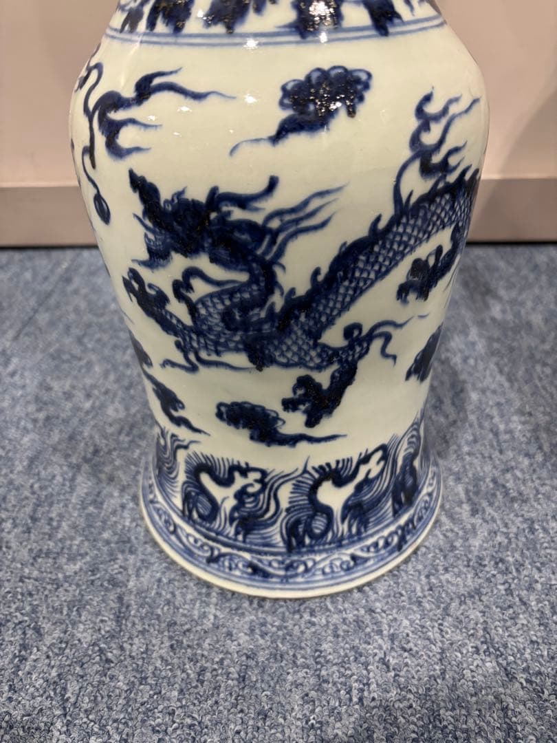 中国花瓶骨董品青白磁 ドラゴン模様 花瓶