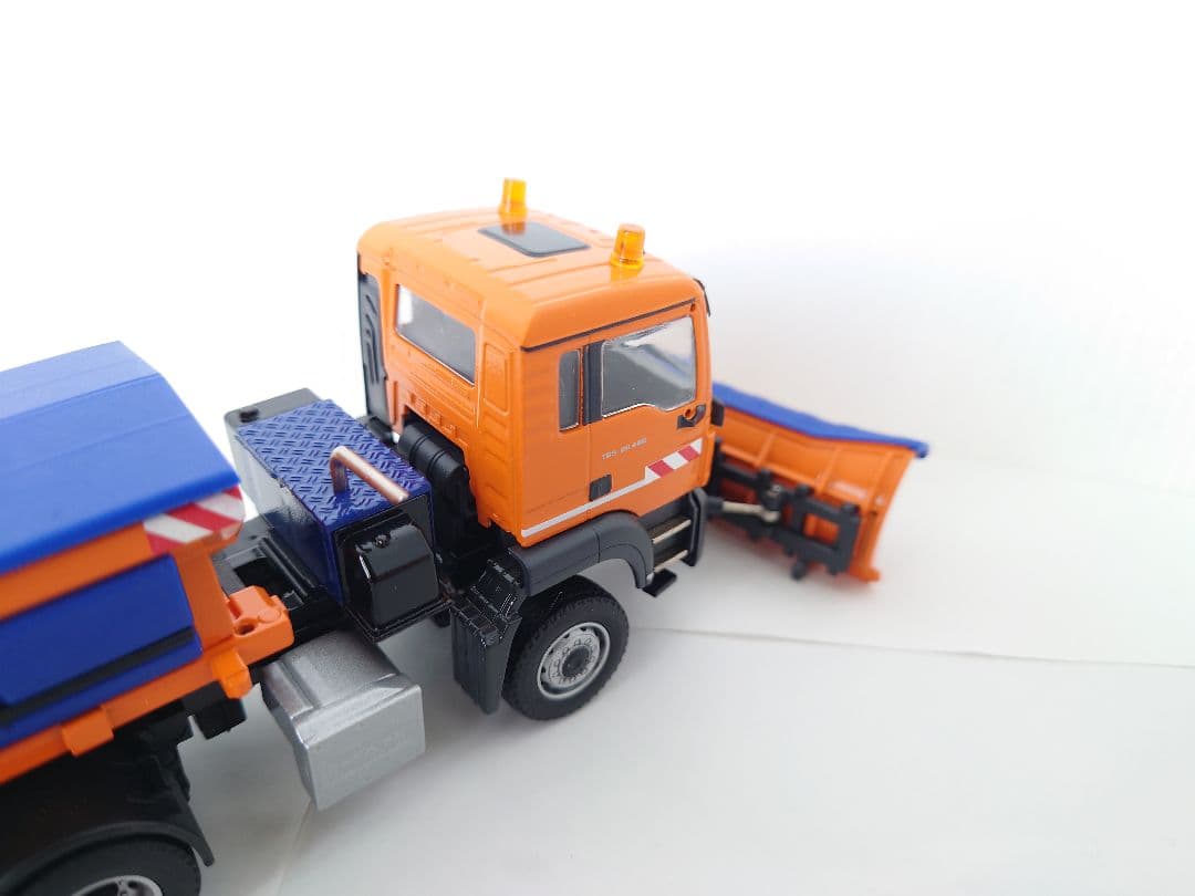 除雪車　MAN TGS Euro6 コンラート　1/50