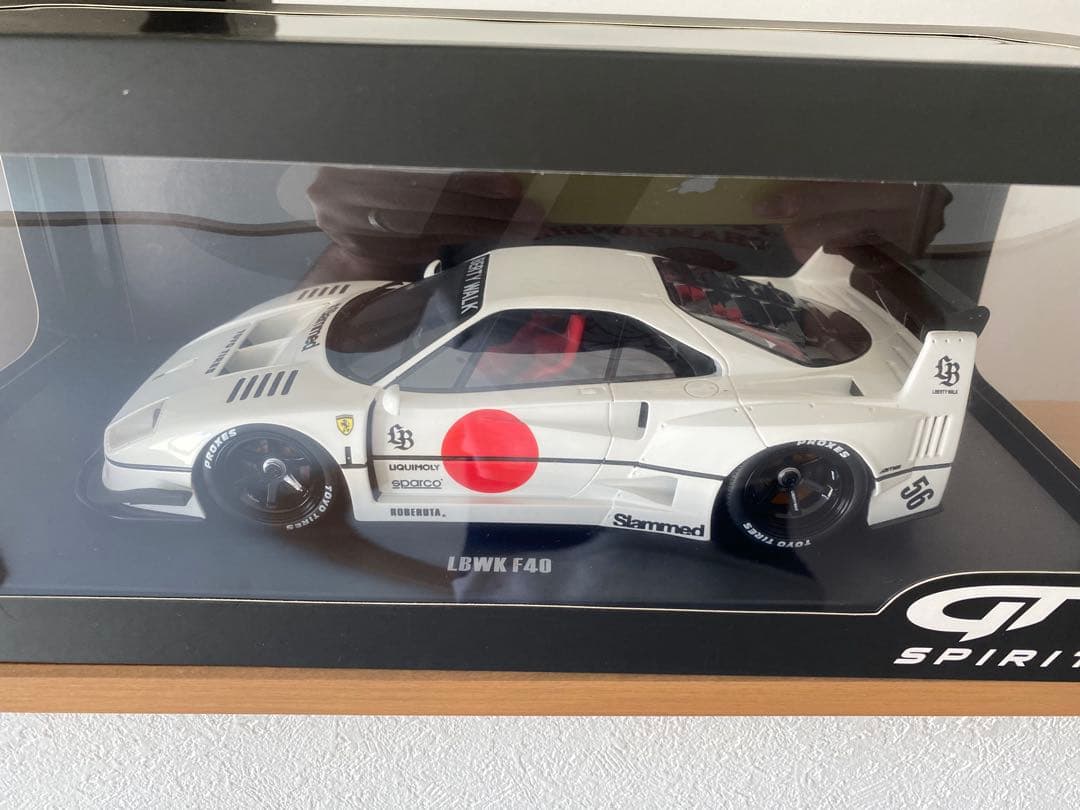 GTスピリットLiberty Walk F40 ホワイト 1/18