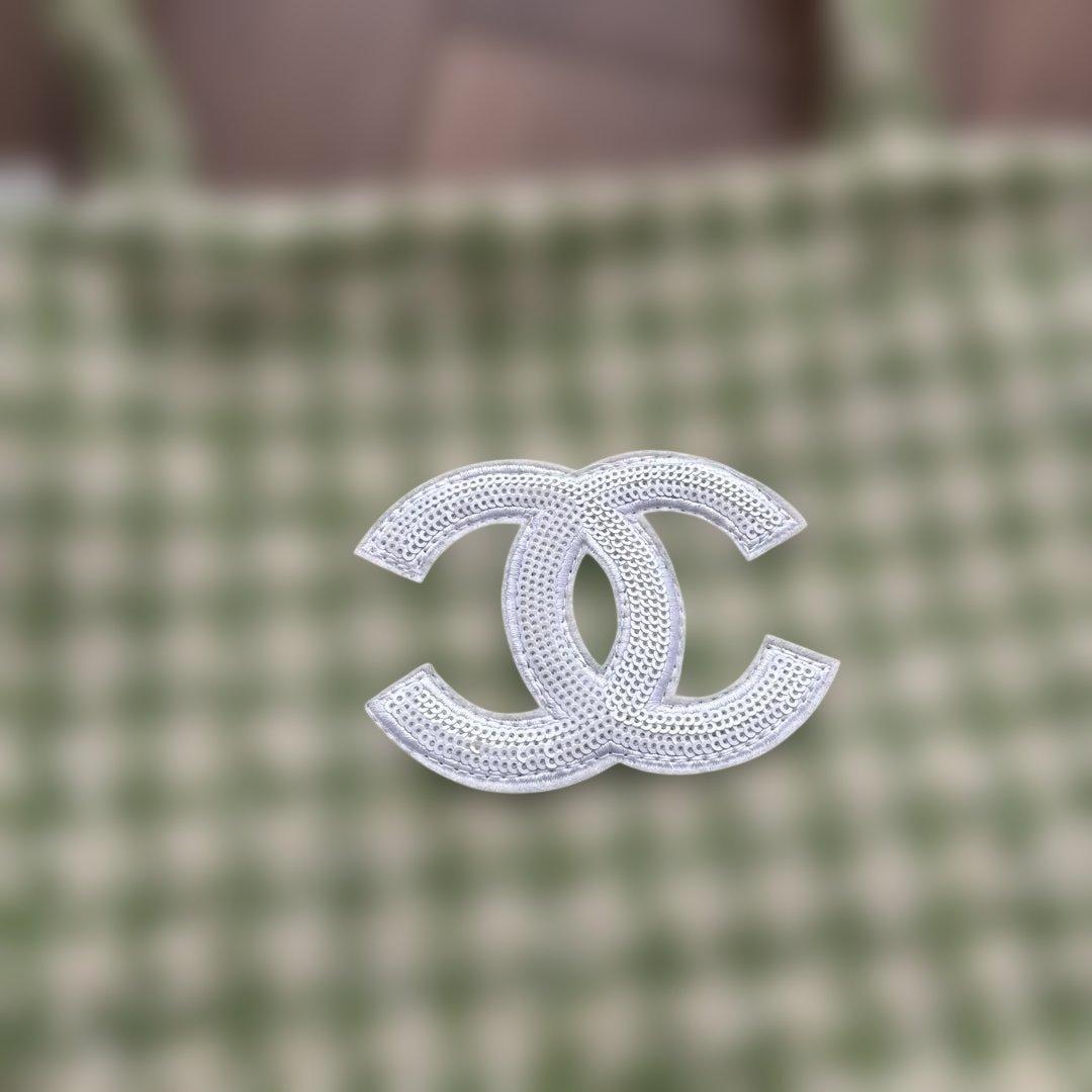 CHANELツイードトートバッグ　黄緑色