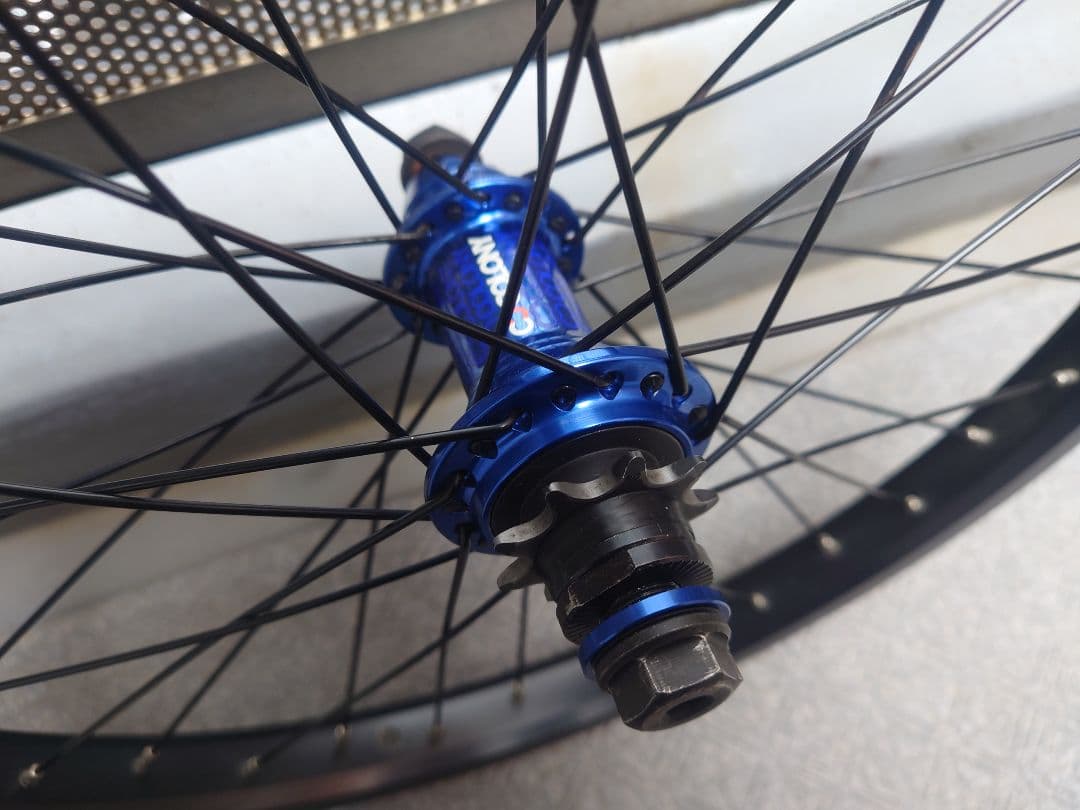 Colony Clone BMXホイール　LHD