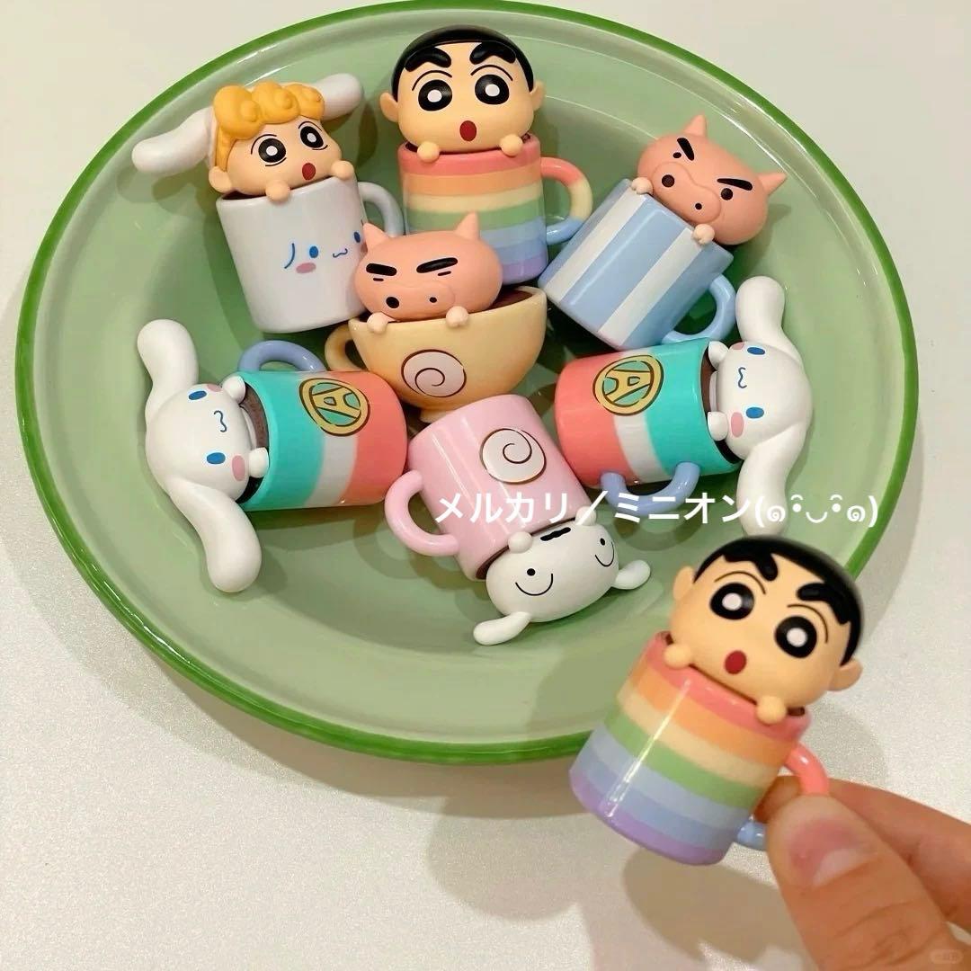 クレヨンしんちゃん シナモロール ティーカップ フィギュア 10包30粒 BOX
