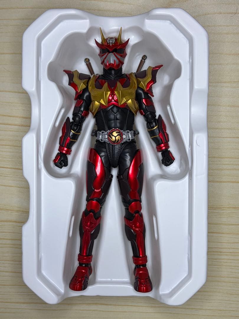 S.H.Figuarts 真骨頂　仮面ライダー装甲響鬼