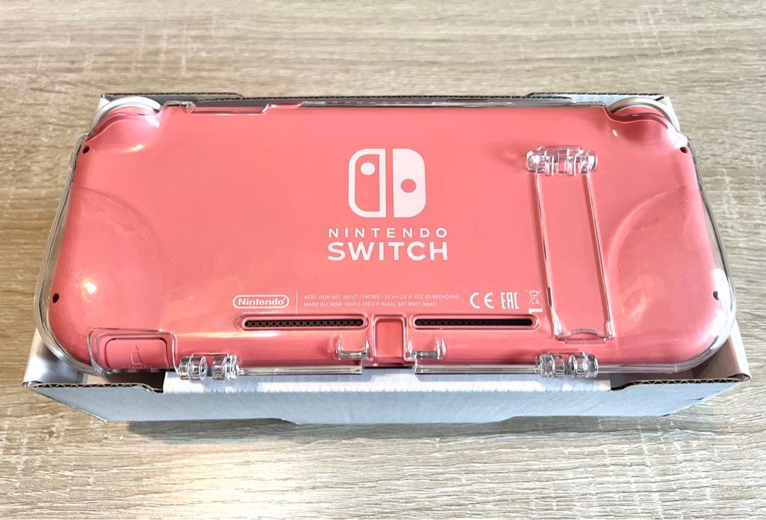 Nintendo Switch Lite スイッチライト　本体　コーラルピンク