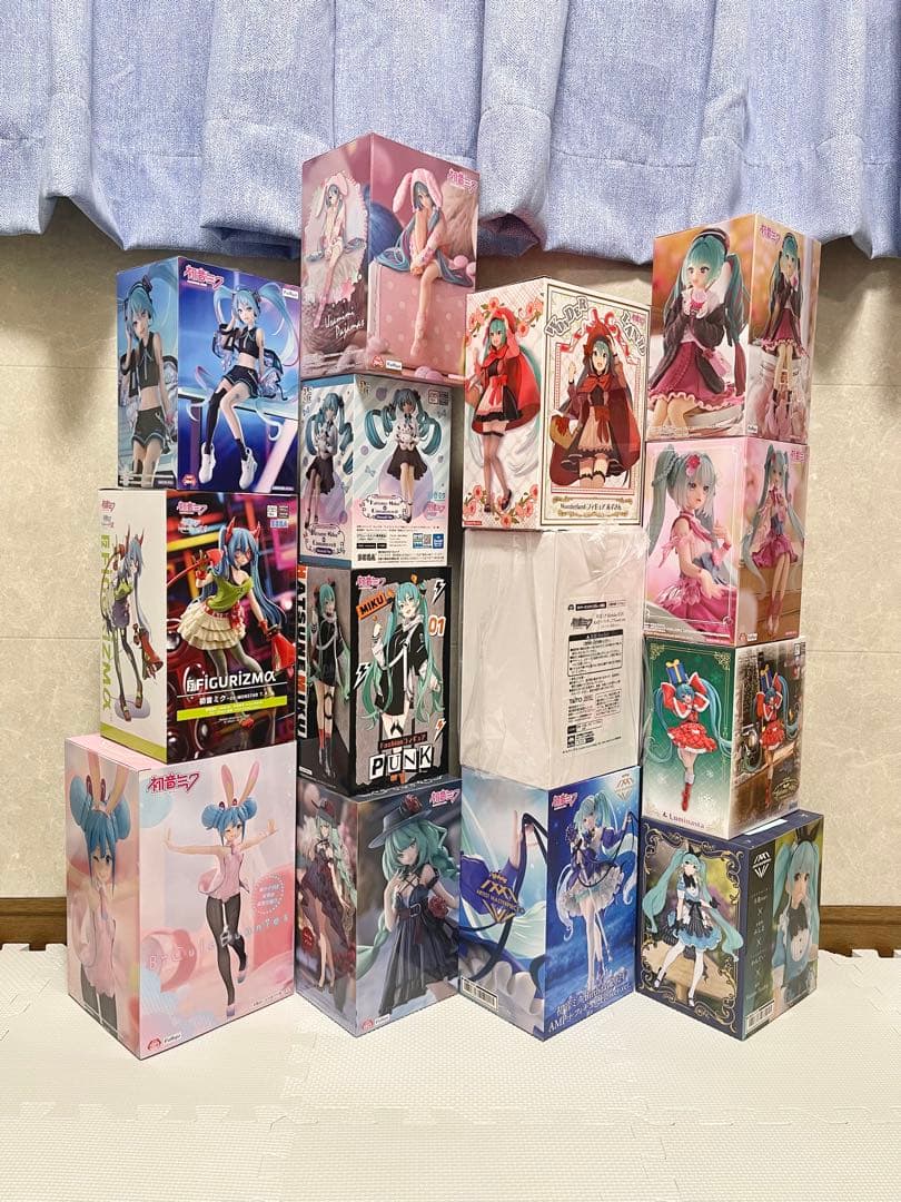 初音ミク シナモ おすまし Punk birthday タイクレ限定 赤ずきん①