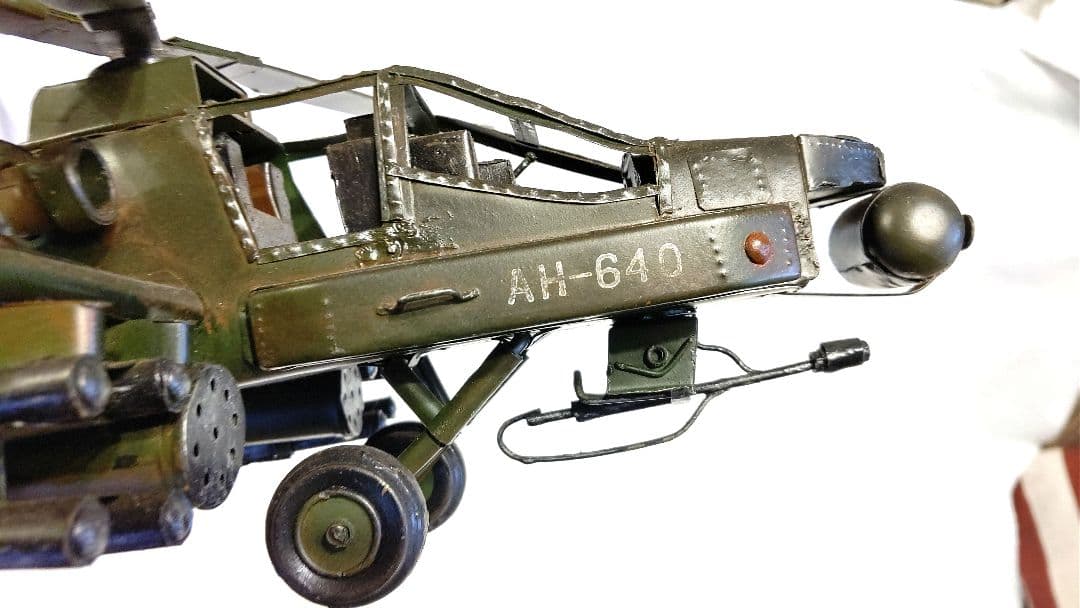ヘリコプター　AH64 D　アパッチ　ロングボウ
