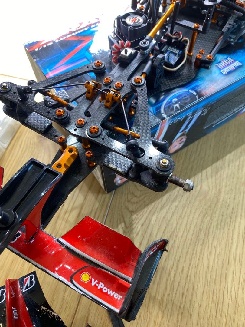 XRAY X1 メカ付き　オプション多数組み込み　新品＆中古タイヤ多数