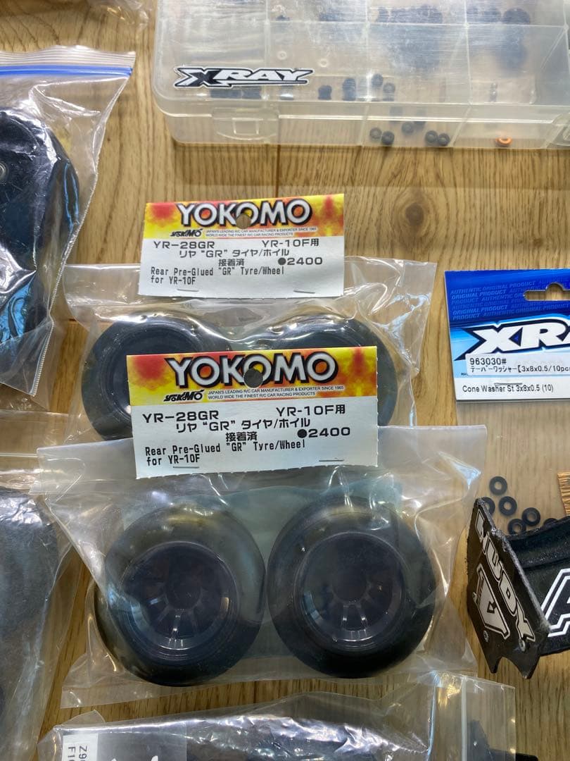 XRAY X1 メカ付き　オプション多数組み込み　新品＆中古タイヤ多数