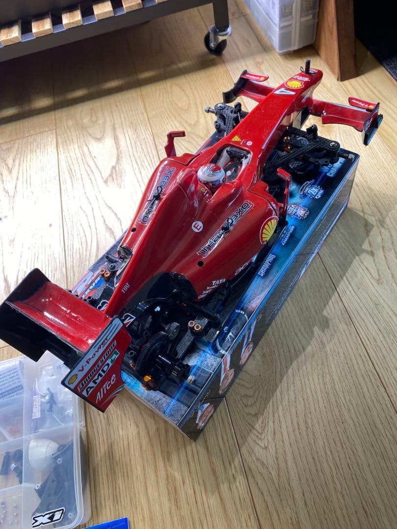 XRAY X1 メカ付き　オプション多数組み込み　新品＆中古タイヤ多数