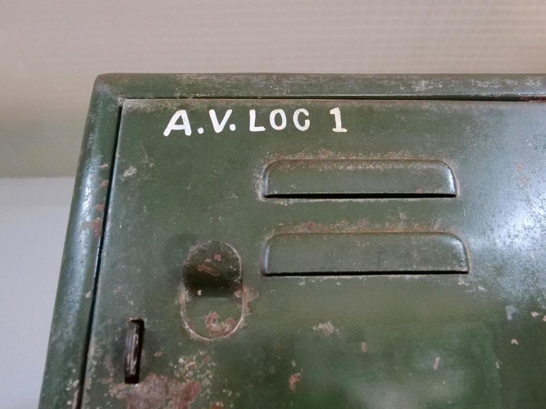 ARMY STYLE アイアンロッカー Antique Lockers