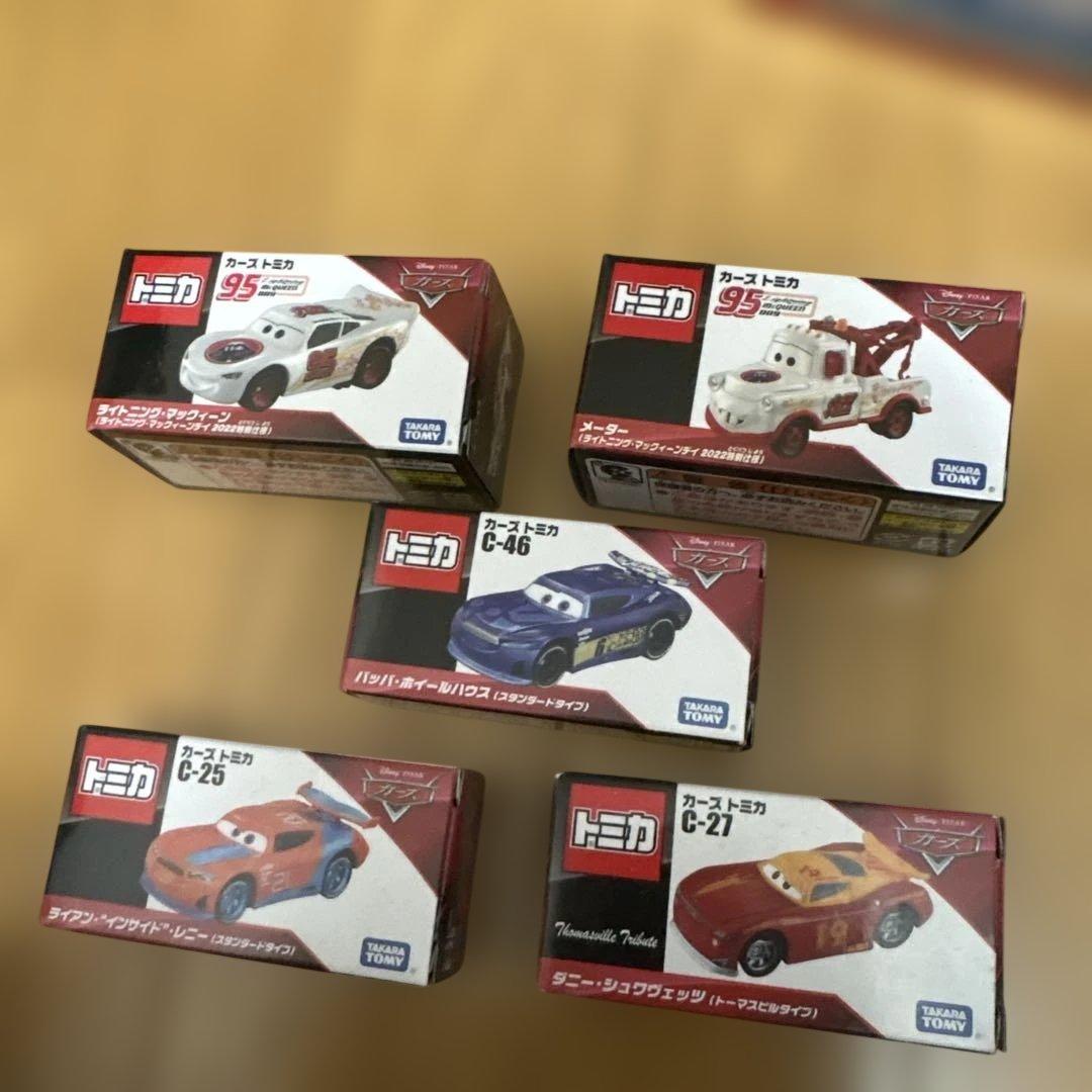 新品‼️早い者勝ち‼️トミカ　カーズ　ミニカー‼️バッハホイールハウス　マックィーン他