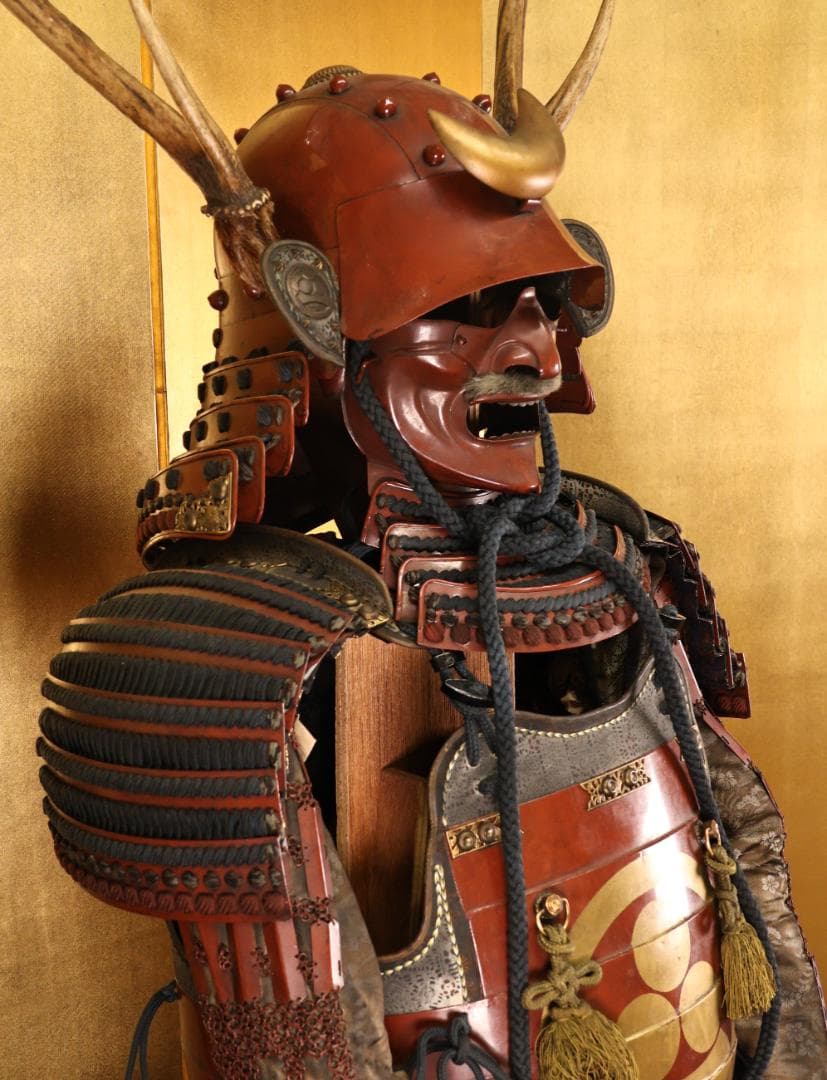 BY03　甲冑　丸に渡辺星紋　鹿角脇立　三日月前立　鎧櫃付　等身大　兜　武具