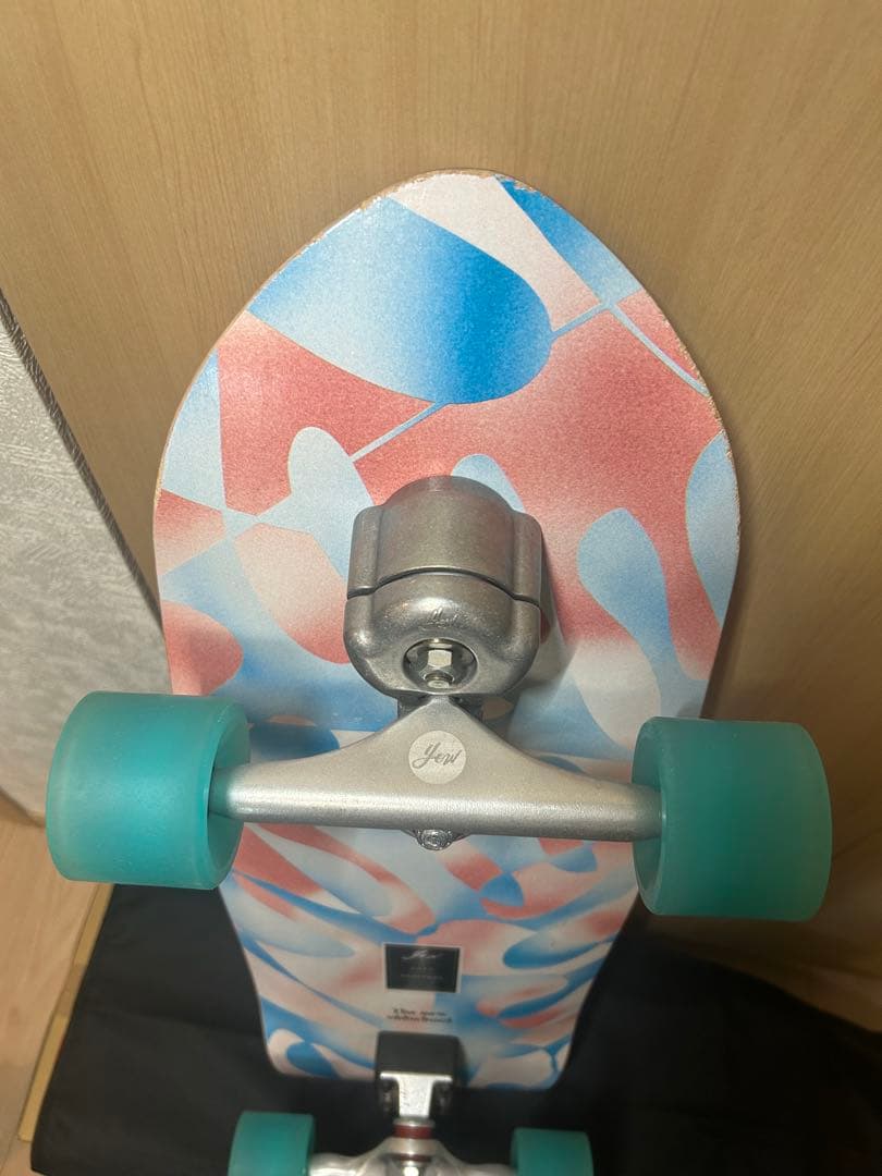 【美品】サーフスケートボード　YOW ムラサキスポーツ　サーフスケート