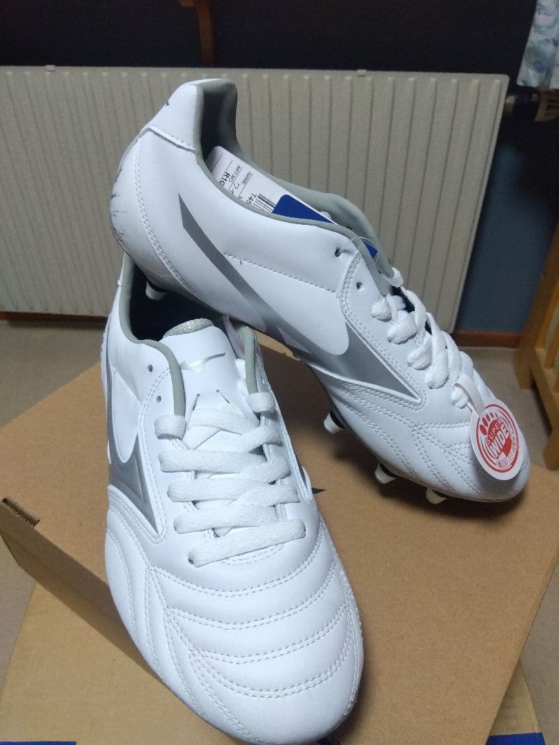 ラグビースパイク／27.0／白×シルバー／R1GA230003／新品・未使用品