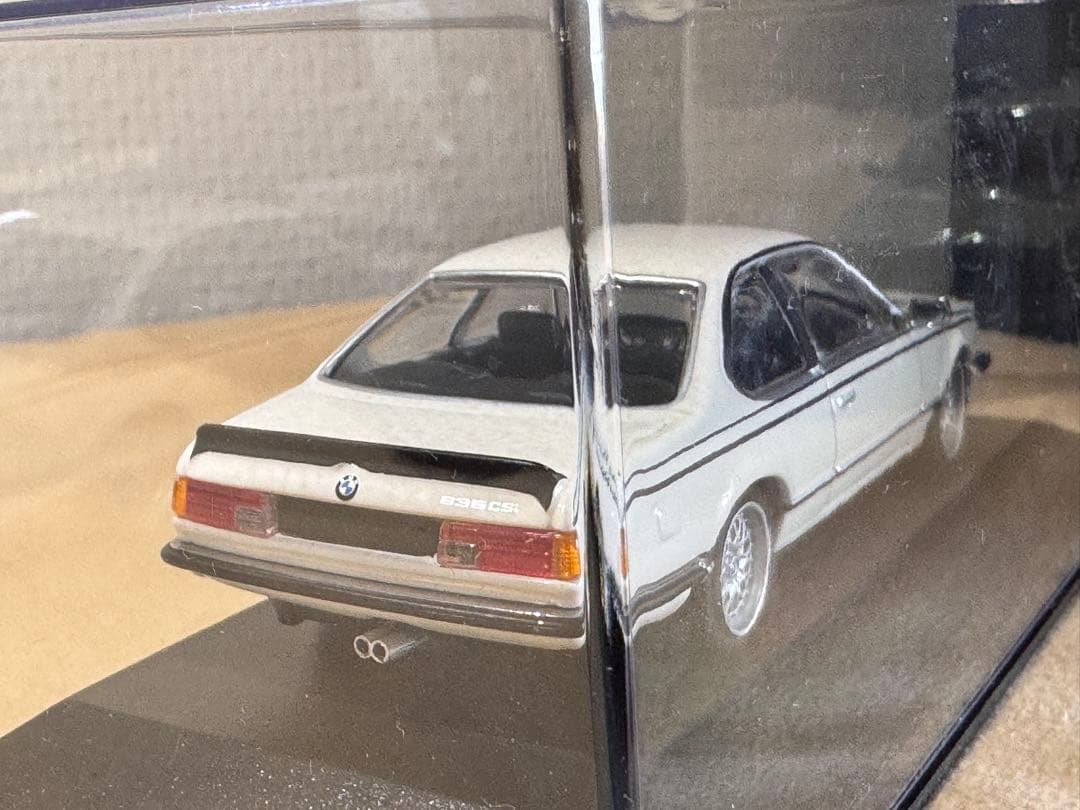  635CSi 1982-87 アルピインホワイト 限定版